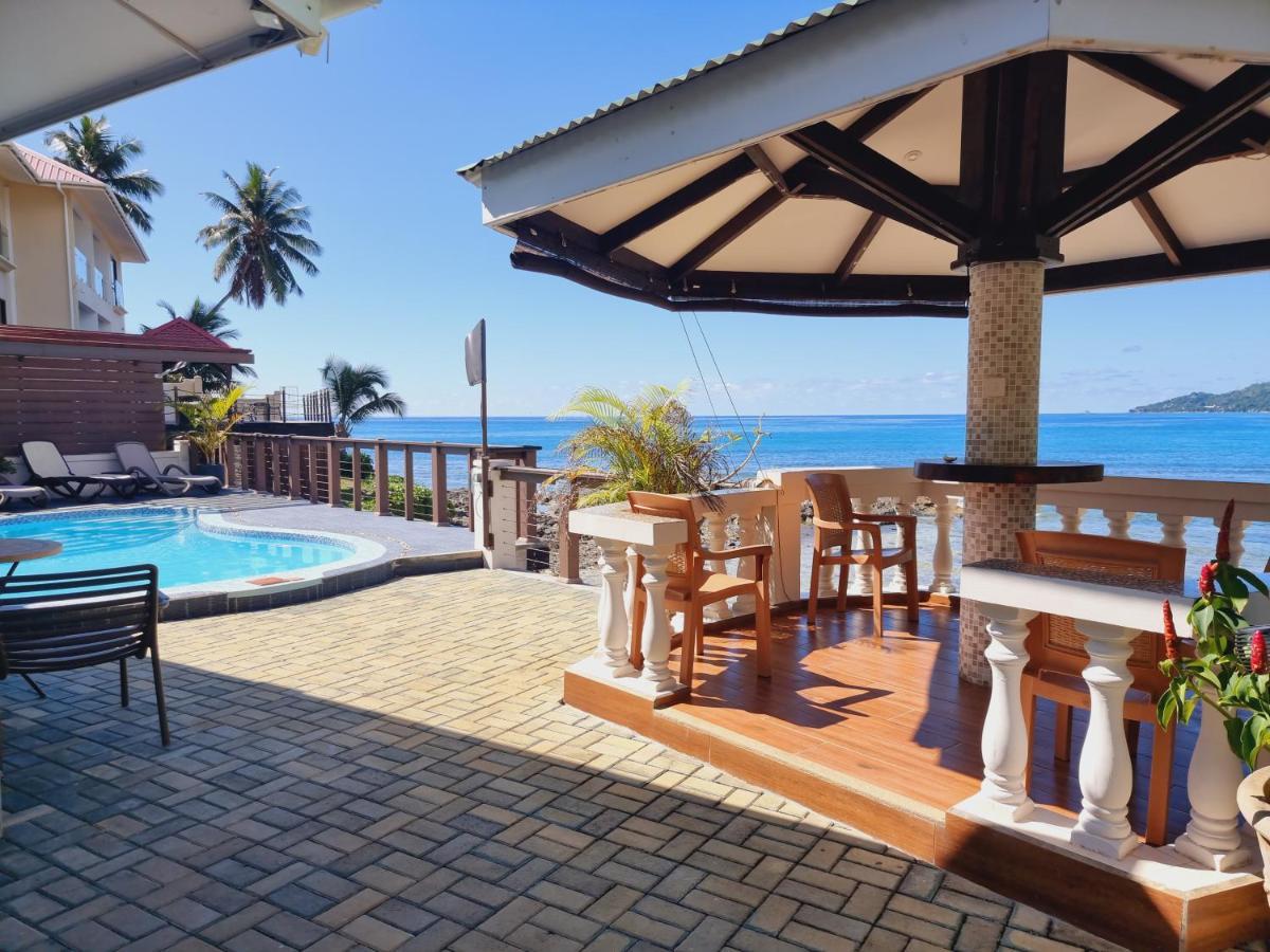 Drake Seaside Studio Apartments Bel Ombre Екстериор снимка