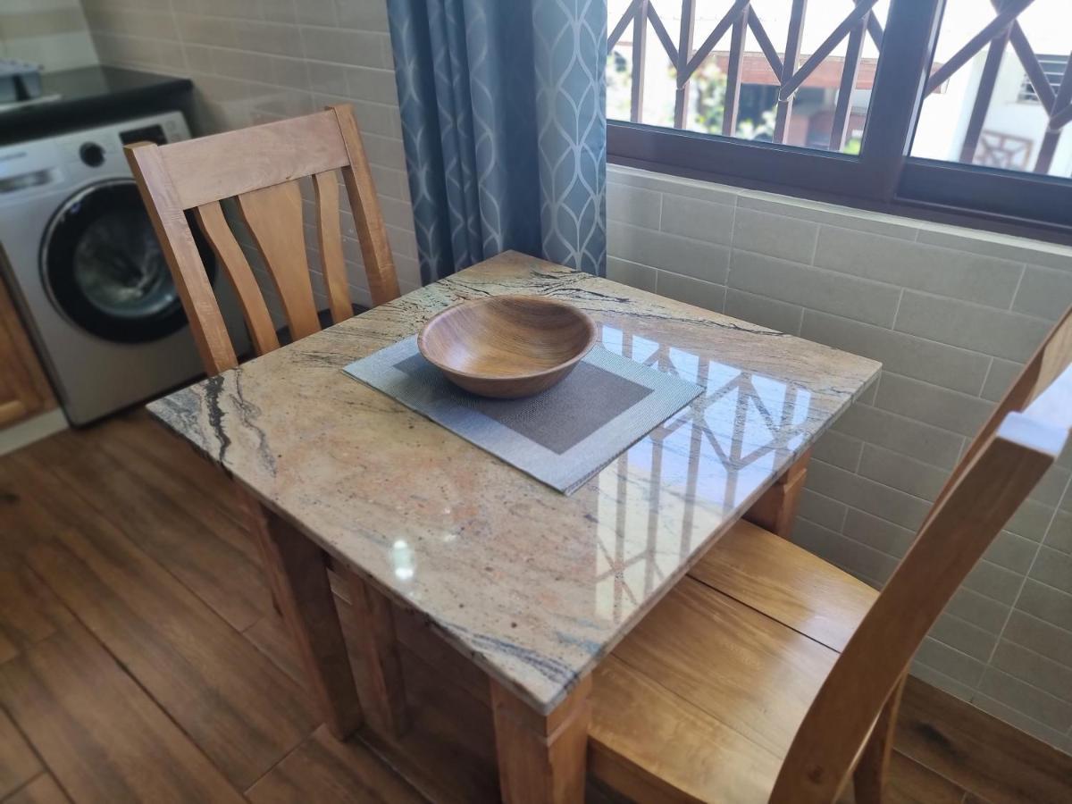 Drake Seaside Studio Apartments Bel Ombre Екстериор снимка