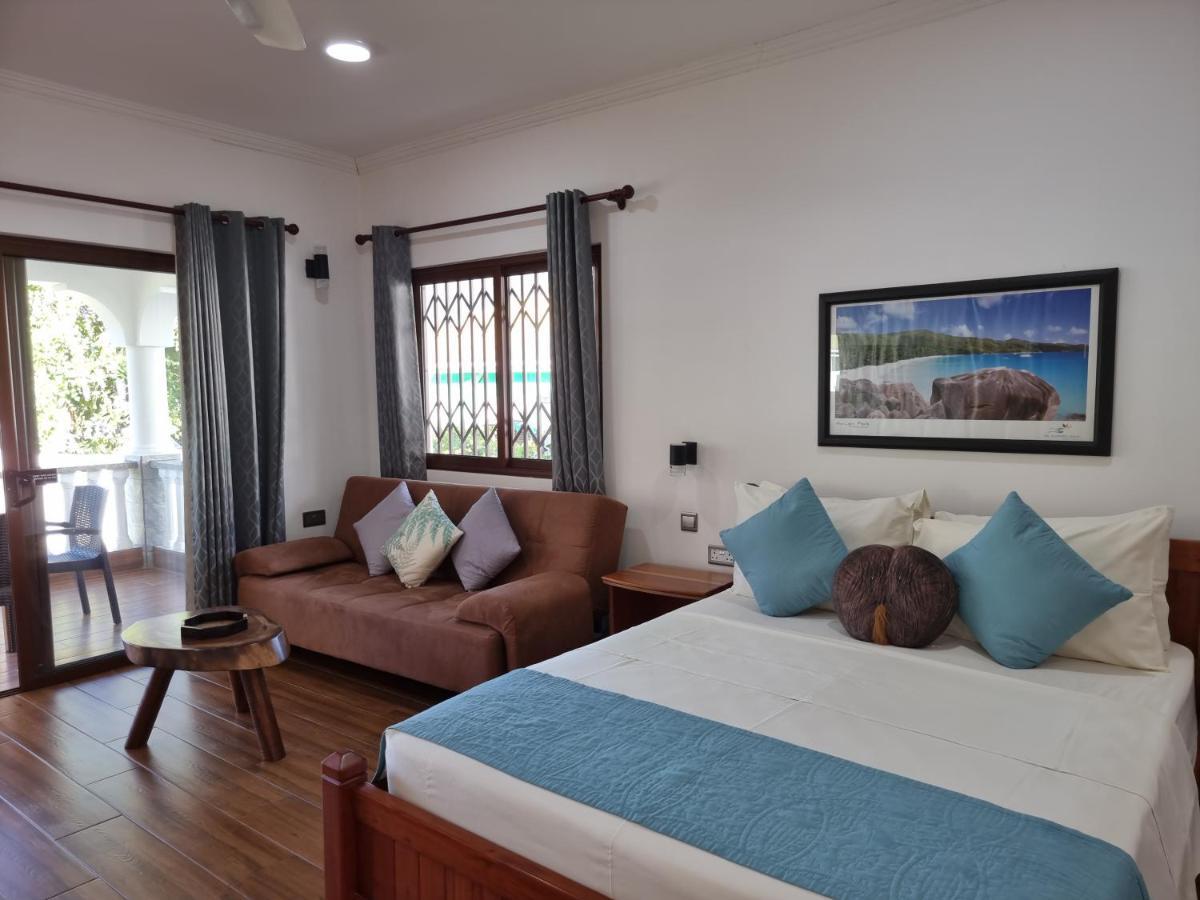 Drake Seaside Studio Apartments Bel Ombre Екстериор снимка