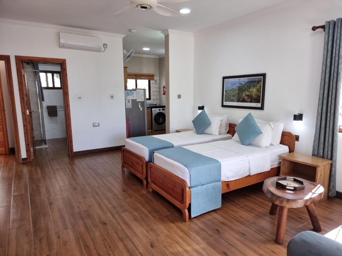 Drake Seaside Studio Apartments Bel Ombre Екстериор снимка
