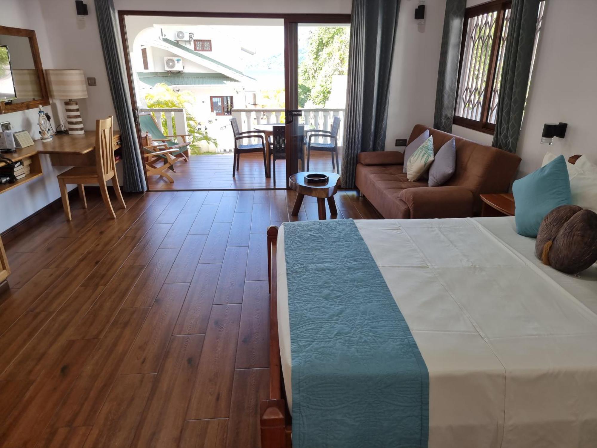 Drake Seaside Studio Apartments Bel Ombre Стая снимка