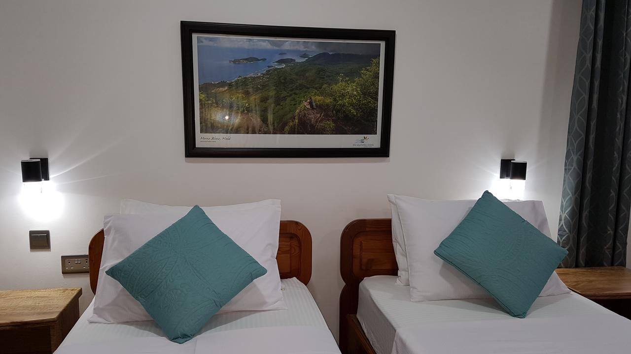 Drake Seaside Studio Apartments Bel Ombre Екстериор снимка