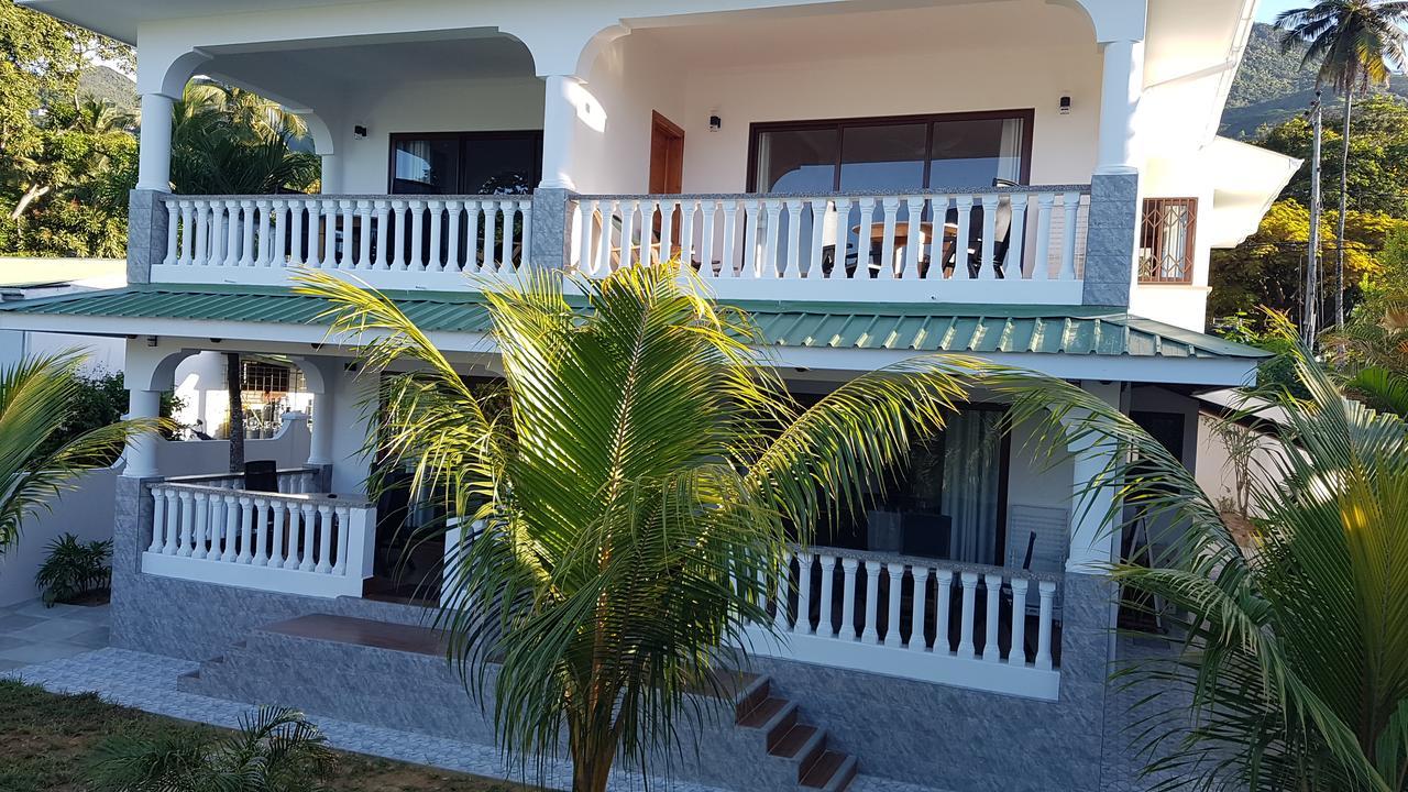 Drake Seaside Studio Apartments Bel Ombre Екстериор снимка